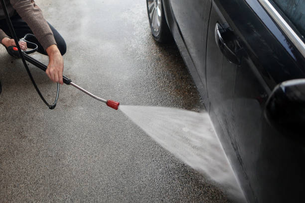 Pressure Washing Contractors in Iola, WI